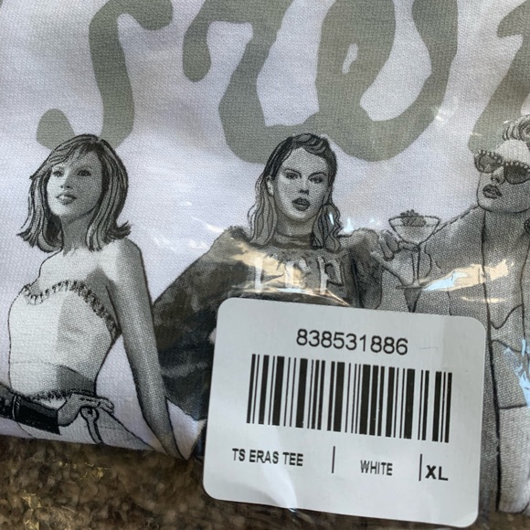 NEW Taylor Swift Eras Tee Folklore - Picture 5 of 7